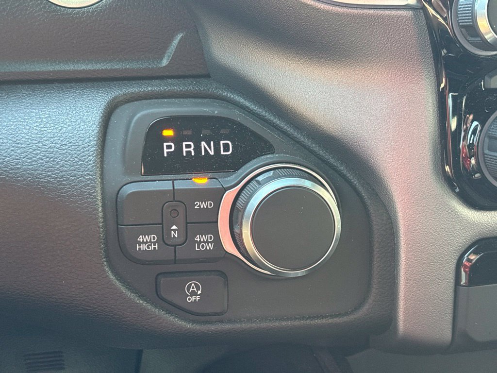 Used 2026 RAM 1500 Express AWD/4WD image 15