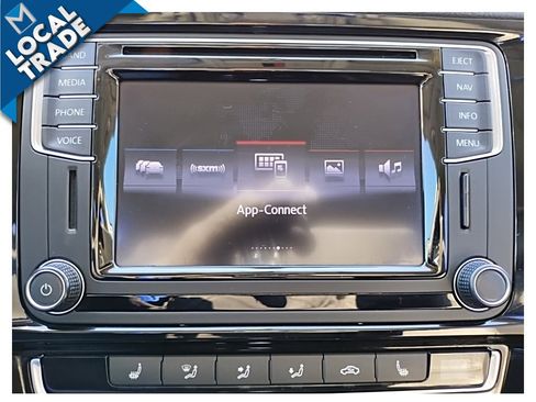 Used 2017 Volkswagen Jetta SEL image 36