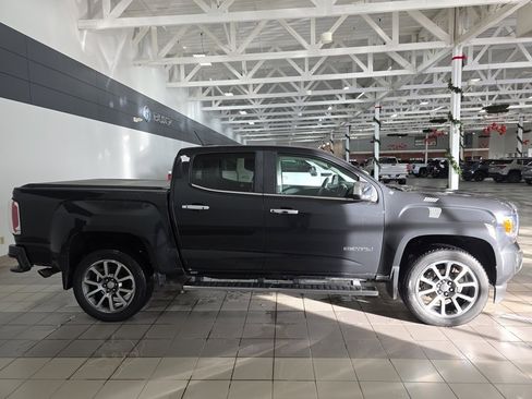 Used 2020 GMC Canyon Denali image 6