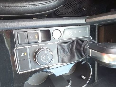 Used 2018 Volkswagen Atlas SEL image 11