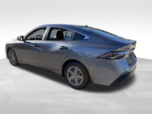 Used 2026 Nissan Sentra S w/ Floor Mat Package FWD image 5
