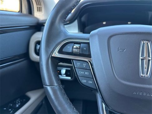 Used 2021 Lincoln Nautilus FWD w/ Equipment Group 101A image 23