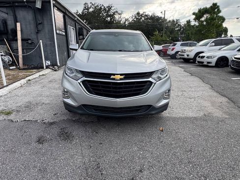Used 2019 Chevrolet Equinox LT w/ Driver Convenience Package AWD/4WD image 6