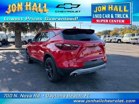 Certified 2022 Chevrolet Blazer LT w/ LPO, Black Accent Package image 8