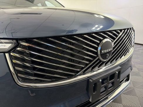 Certified 2025 Volvo XC90 T8 Ultra w/ Protection Package Premier AWD/4WD image 19