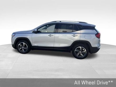 Used 2019 GMC Terrain SLT w/ Preferred Package AWD/4WD image 8