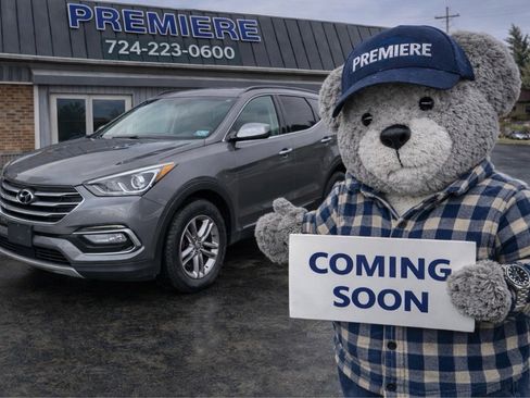 Used 2017 Hyundai Santa Fe Sport image 1