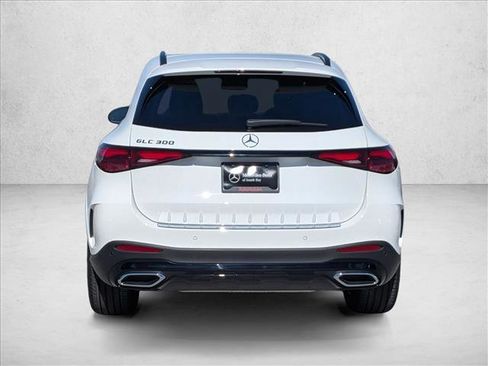 New 2026 Mercedes-Benz GLC 300 image 8