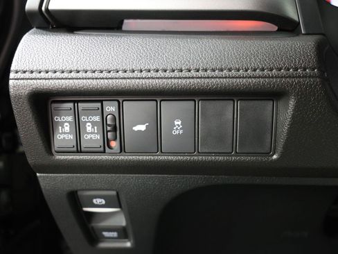 Used 2026 Honda Odyssey Sport-L image 13