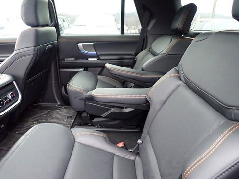 Used 2025 Ford Expedition Tremor image 19