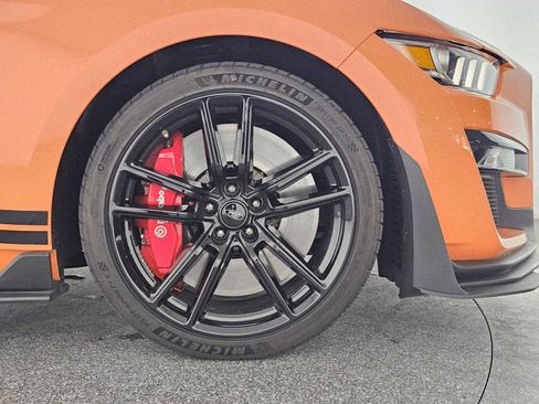 Used 2020 Ford Mustang Shelby GT500 w/ Technology Package image 9