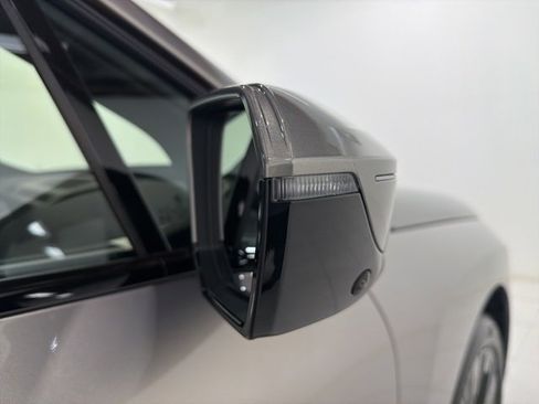 Used 2025 BMW iX xDrive50 w/ Premium Package image 26