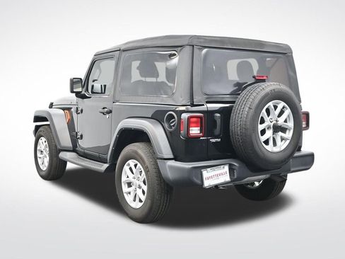 Used 2023 Jeep Wrangler Sport S image 9