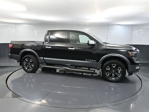 Used 2021 Nissan Titan Platinum Reserve w/ Moonroof Package image 4