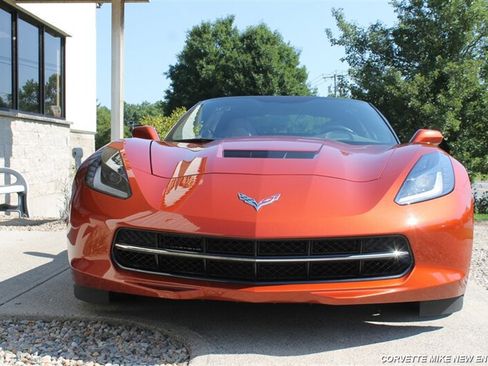 Used 2015 Chevrolet Corvette Stingray Coupe w/ 3LT Preferred Equipment Group RWD image 10