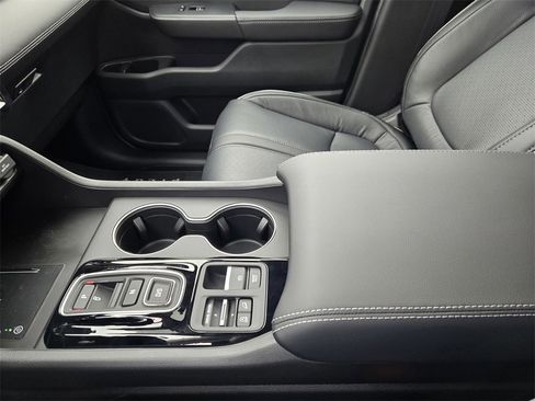 New 2025 Honda Pilot Elite image 24