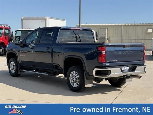 Used 2022 Chevrolet Silverado 2500 LT w/ Convenience Package AWD/4WD image 8