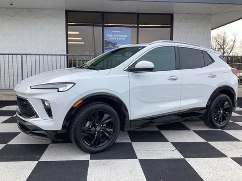 Used 2024 Buick Encore GX Sport Touring w/ Comfort Package image 2