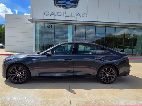 New 2026 Cadillac CT5 V RWD image 2