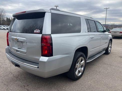 Used 2015 Chevrolet Suburban LTZ image 3