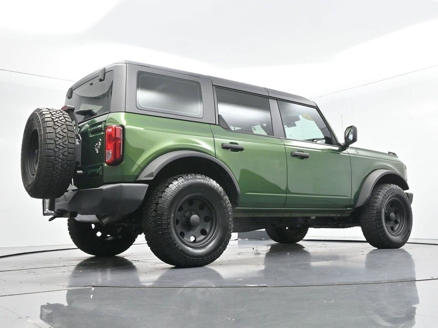 Used 2025 Ford Bronco 4-Door AWD/4WD image 54