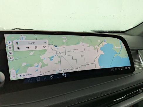 Certified 2025 Cadillac XT4 Premium Luxury image 6