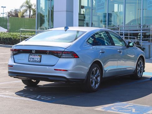 Used 2024 Honda Accord EX image 7