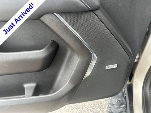 Used 2021 Chevrolet Suburban Z71 AWD/4WD image 14