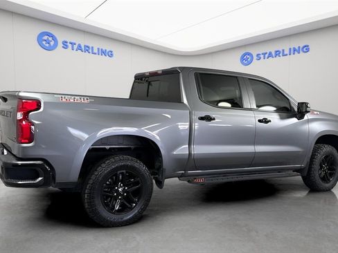 Used 2021 Chevrolet Silverado 1500 LT Trail Boss w/ Convenience Package II image 11