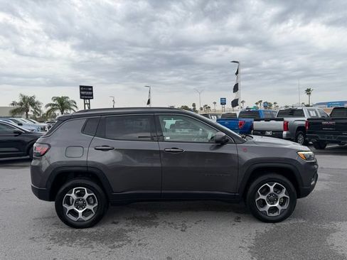 Used 2022 Jeep Compass Trailhawk w/ Trailhawk Elite Group AWD/4WD image 4