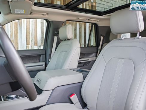 Used 2019 Ford Expedition Limited w/ Special Edition Package AWD/4WD image 13