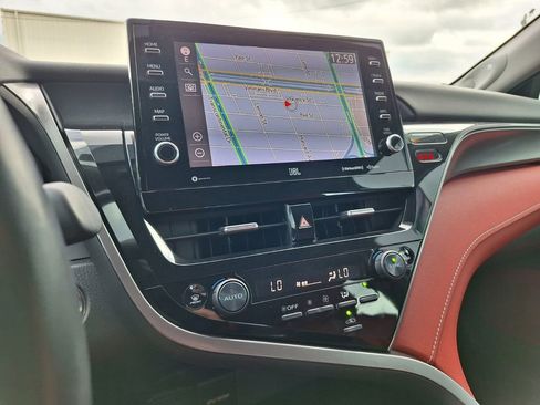 Used 2021 Toyota Camry XSE image 22