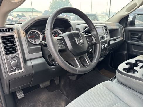 Used 2017 RAM 2500 Tradesman w/ Chrome Appearance Group AWD/4WD image 13