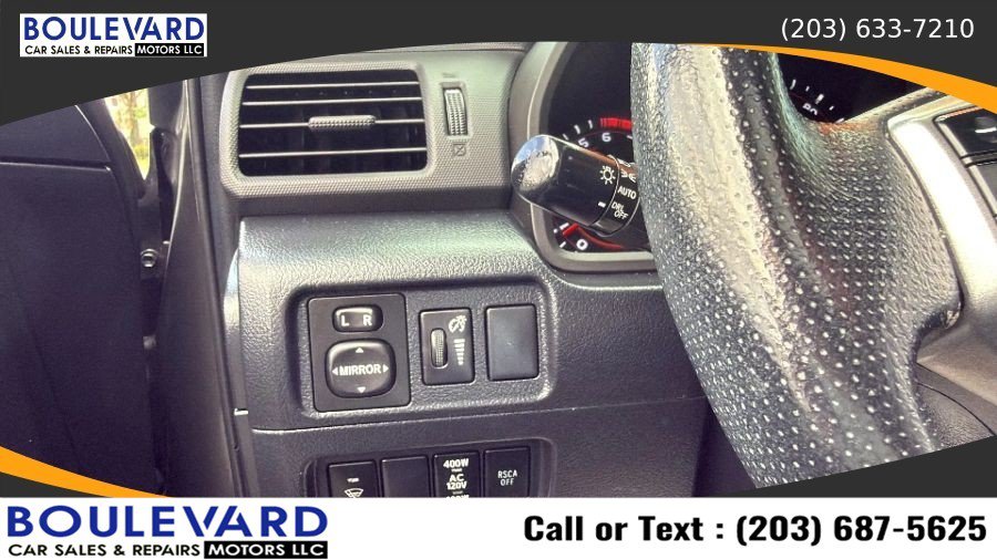 Used 2012 Toyota 4Runner Limited AWD/4WD image 26
