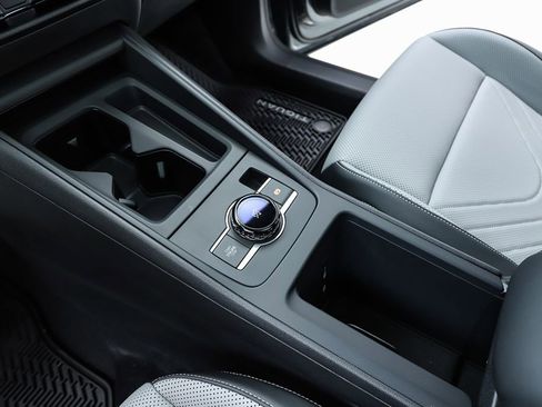 New 2026 Volkswagen Tiguan SE R-Line image 24