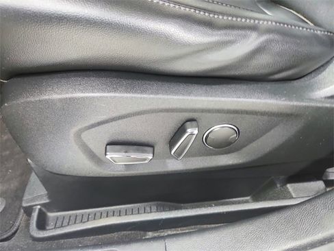 Used 2019 Ford Edge Titanium w/ Equipment Group 301A image 20