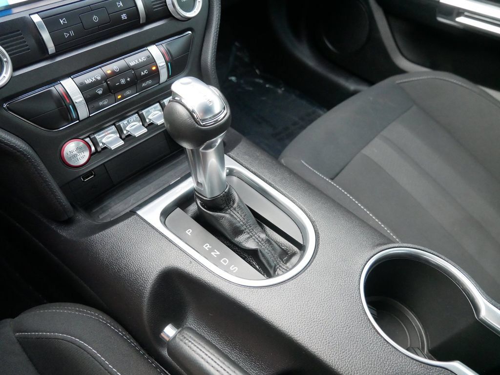 Used 2019 Ford Mustang Coupe w/ Equipment Group 101A RWD image 22