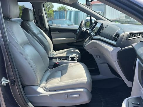 Used 2018 Honda Odyssey EX image 14