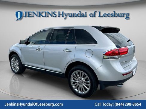 Used 2013 Lincoln MKX FWD image 7