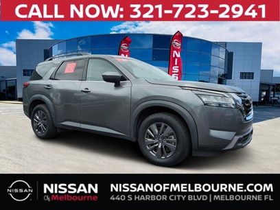 Used 2022 Nissan Pathfinder SV