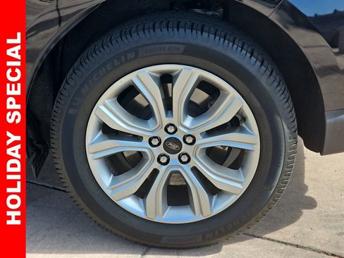 Used 2023 Ford Edge Titanium image 36