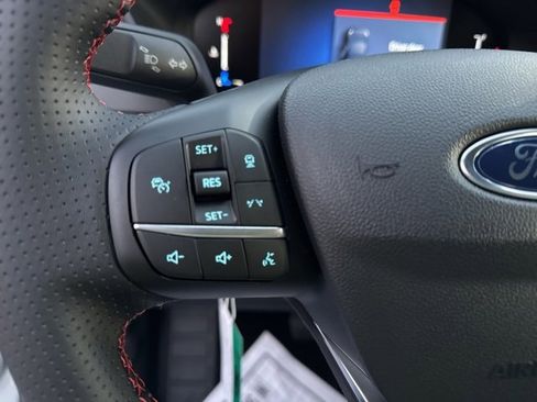 New 2025 Ford Escape ST-Line w/ Equipment Group 301A image 16