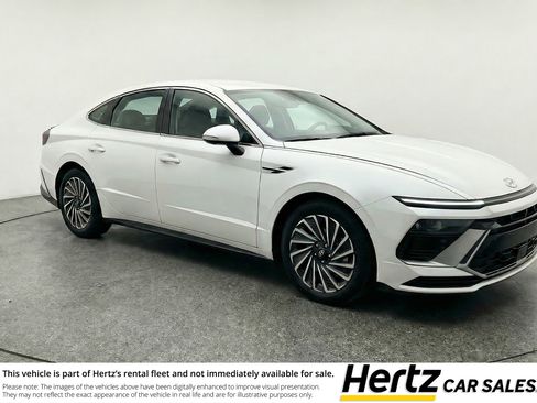 Used 2025 Hyundai Sonata SEL image 1