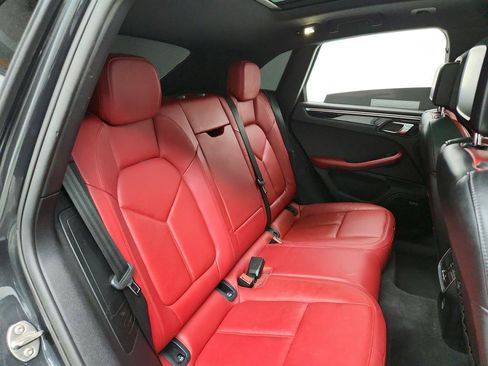 Used 2018 Porsche Macan S image 29