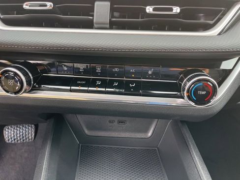 New 2026 Chevrolet Equinox LT w/ LPO, Floor Liner Package image 32