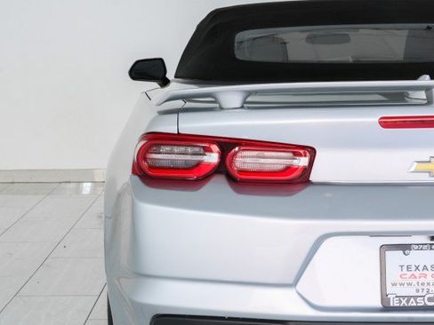 Used 2019 Chevrolet Camaro LT RWD image 38