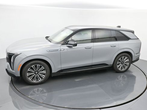 New 2026 Cadillac Escalade IQ Sport 1 w/ LPO, Floor Liner Package image 24