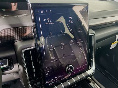 New 2026 GMC Yukon XL Elevation image 12