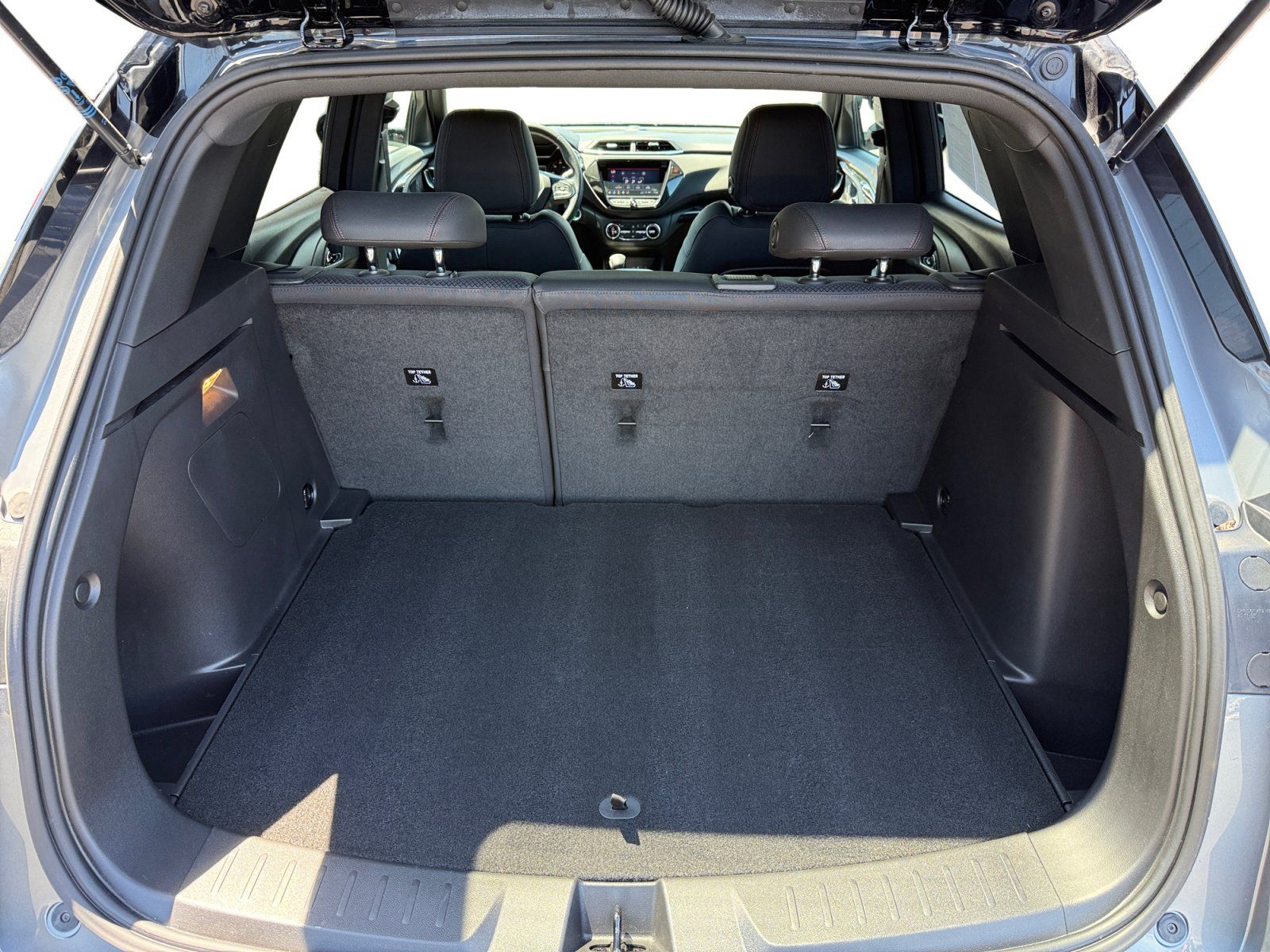 Used 2021 Chevrolet TrailBlazer RS w/ Convenience Package FWD image 17