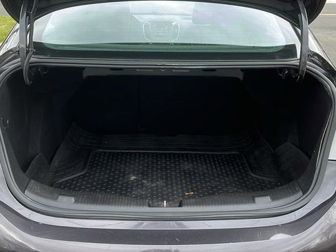 Used 2017 Chevrolet Cruze LT w/ Convenience Package image 23